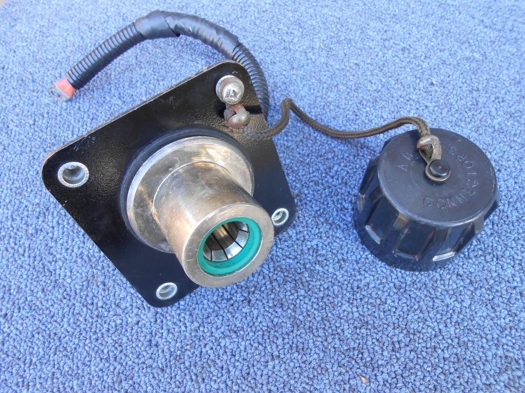 Start Socket Land Rover Military Defender 90/110 Wolf Inter Vehicle Start Socket - H ...