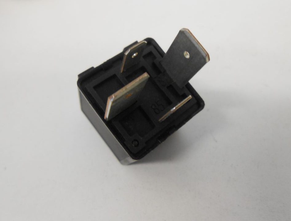 Wolf R304 Relay Land Rover Military 90/110 Defender Wolf 24v Relay RRC8600 - H and H ...