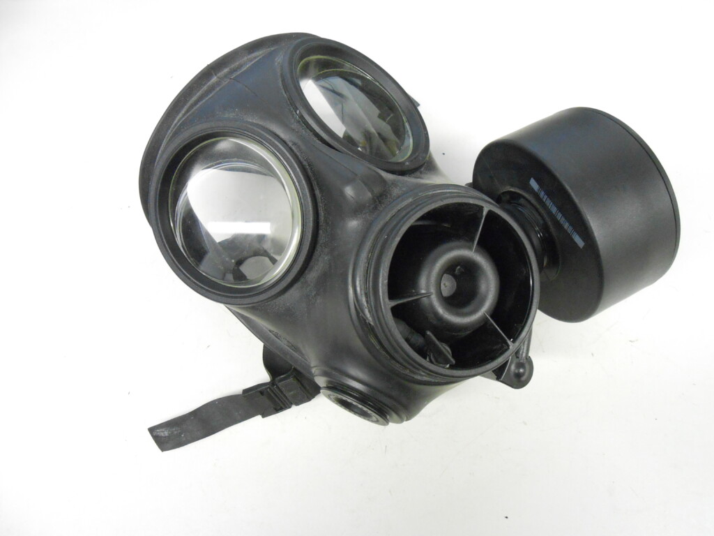 Military Army S10 Respirator Mask and Haversack Size 2 1989 - H and H ...