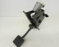 Land Rover Defender 90 110 Puma 2.2 Tdci Clutch Master Pedal Box LR030042