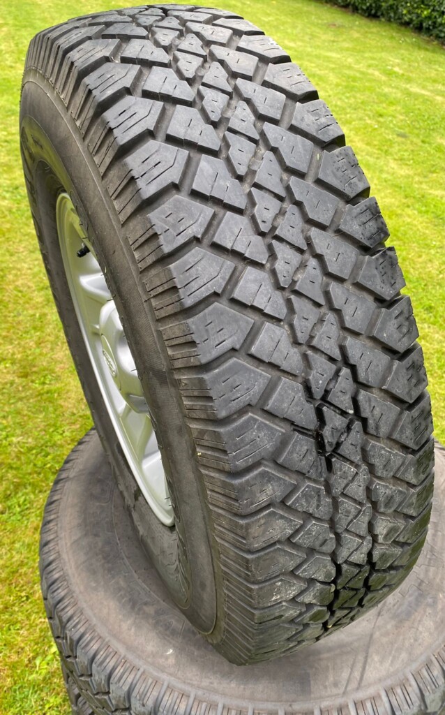 Defender Boost Rims Land Rover Defender 90/110 Boost Alloy Wheels 235/85 r16 GT Radial ...